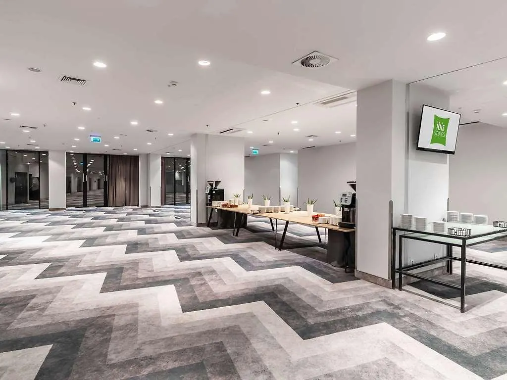 Ibis Styles Wroclaw Centrum 3*,